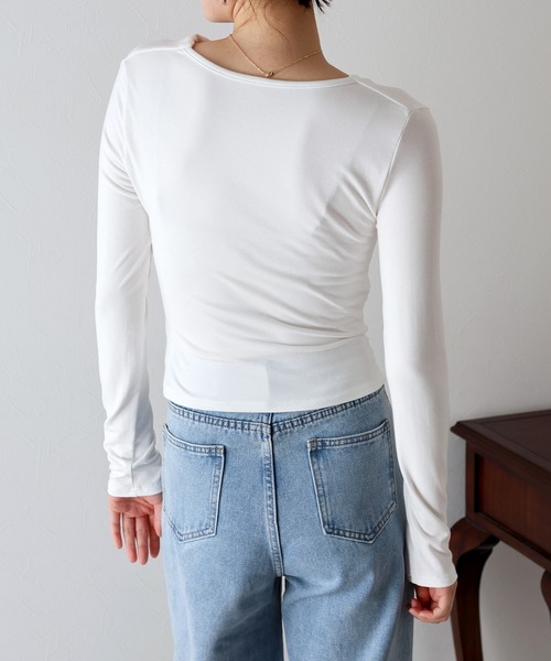 BLUEEAST(ブルーイースト)の「アシメドレープカットソー(Tシャツ/カットソー・レディース・ホワイト/ブラック/アイボリー・MEDIUM)」の18枚目の写真