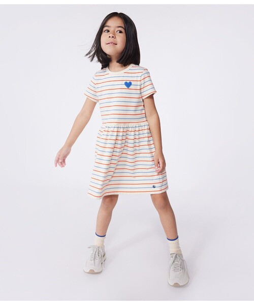 PETIT BATEAU(プチバトー)の「半袖ワンピース(ワンピース・キッズ・ホワイト系その他・6YEAR/8YEAR/12YEAR/10YEAR)」の1枚目の写真