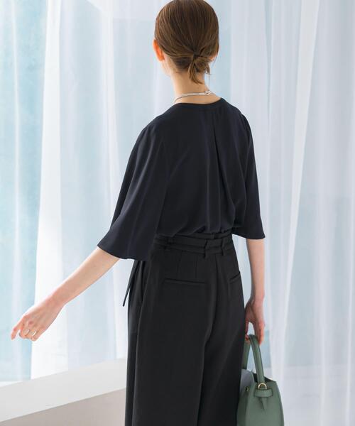 URBAN RESEARCH ROSSO WOMEN(アーバンリサーチ ロッソ)の「2WAYウォッシャブルフレアスリーブブラウス(シャツ/ブラウス・レディース・オフホワイト/ネイビー/オレンジ・FREE)」の21枚目の写真