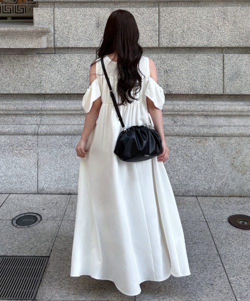 mellowneon（メロウネオン）の「2wayギャザーがま口バッグ（ショルダーバッグ・レディース・ブラウン/アイボリー/ブラック・FREE）」の21枚目の写真