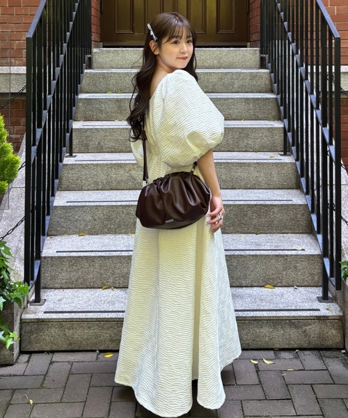 mellowneon（メロウネオン）の「2wayギャザーがま口バッグ（ショルダーバッグ・レディース・ブラウン/アイボリー/ブラック・FREE）」の19枚目の写真