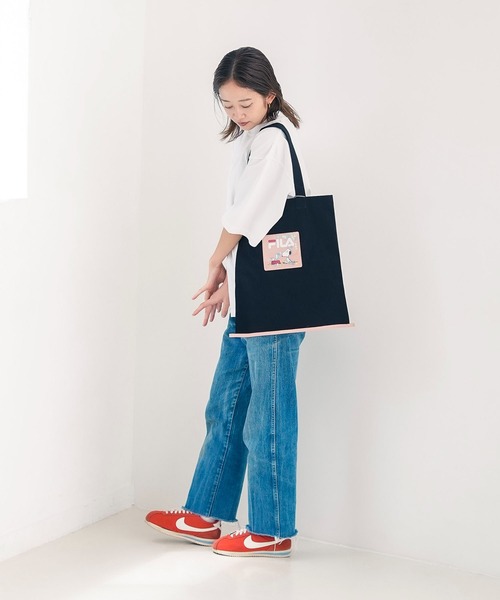 FILA(フィラ)の「【FILA/フィラ × PEANUTS/ピーナッツ】キャンバストートバッグ(トートバッグ・レディース・ベージュ/ブラック/ホワイト・FREE)」の14枚目の写真