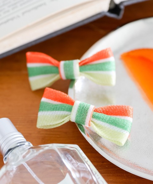 niko and...（ニコアンド）の「リボン2SETヘアクリップ（バレッタ/ヘアクリップ・レディース・オレンジ/ブラック/ブルー・0）」の3枚目の写真