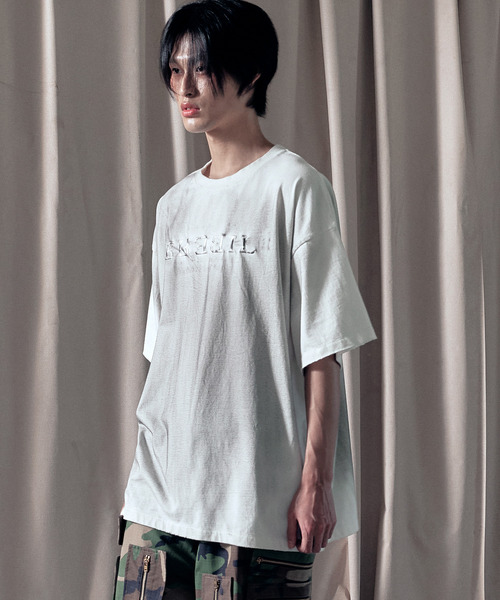 LIBERE(リベーレ)の「LIBERE リベーレ / ELEGANT DISARRY T-SHIRT 立体刺繍ビッグシルエットTシャツ / 251212-251213(Tシャツ/カットソー・メンズ・ブラック/ホワイト・LARGE/MEDIUM/SMALL)」の2枚目の写真