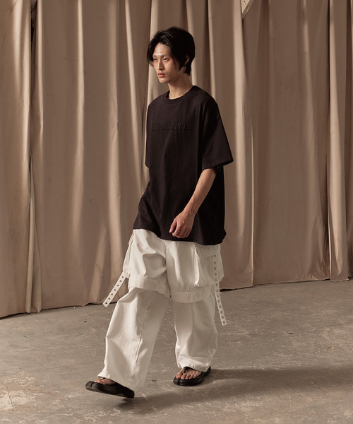LIBERE(リベーレ)の「LIBERE リベーレ / ELEGANT DISARRY T-SHIRT 立体刺繍ビッグシルエットTシャツ / 251212-251213(Tシャツ/カットソー・メンズ・ブラック/ホワイト・LARGE/MEDIUM/SMALL)」の4枚目の写真