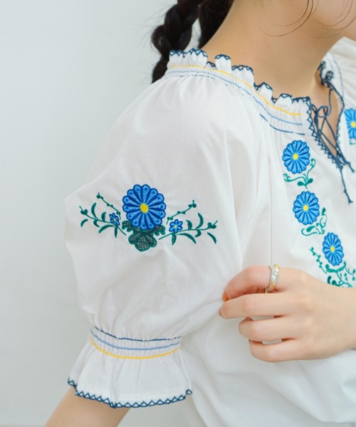 eLur（エラー）の「フラワー刺繍ブラウス（シャツ/ブラウス・レディース・レッド/ブルー・FREE）」の19枚目の写真