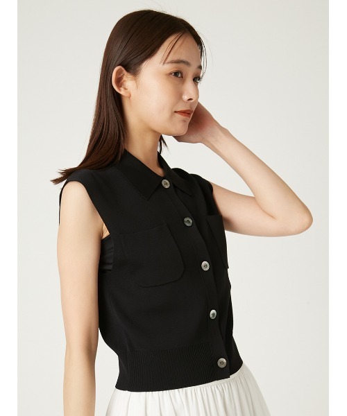 完売品【FRAY I.D】ポロカラーノースリニットジレ 接触冷感 IVR フルーツ刺繍ポロカラーノースリニットジレ／接触冷感(ニット