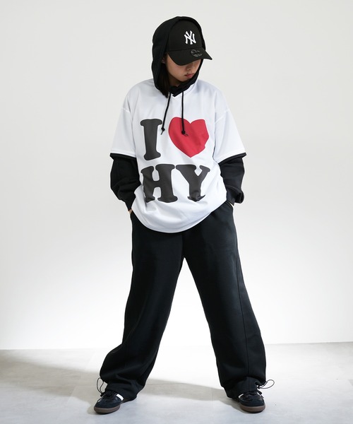 BASIS(ベイシス)の「I LOVE ロゴ Vネック ゲーム Tシャツ(Tシャツ/カットソー・レディース・ホワイト/ブラック・MEDIUM)」の10枚目の写真