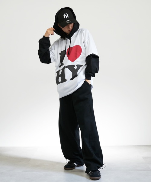BASIS(ベイシス)の「I LOVE ロゴ Vネック ゲーム Tシャツ(Tシャツ/カットソー・レディース・ホワイト/ブラック・MEDIUM)」の13枚目の写真