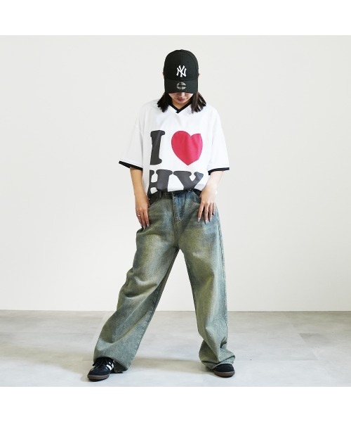 BASIS(ベイシス)の「I LOVE ロゴ Vネック ゲーム Tシャツ(Tシャツ/カットソー・レディース・ホワイト/ブラック・MEDIUM)」の15枚目の写真