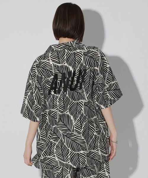Anui(アニュイ)の「【UNISEX】リーフガラセットアップシャツ(シャツ/ブラウス・レディース・ブラック/ベージュ・FREE)」の8枚目の写真