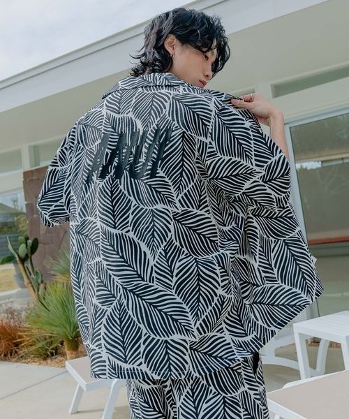Anui(アニュイ)の「【UNISEX】リーフガラセットアップシャツ(シャツ/ブラウス・レディース・ブラック/ベージュ・FREE)」の12枚目の写真