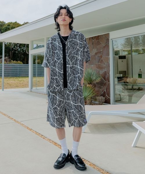 Anui(アニュイ)の「【UNISEX】リーフガラセットアップシャツ(シャツ/ブラウス・レディース・ブラック/ベージュ・FREE)」の14枚目の写真