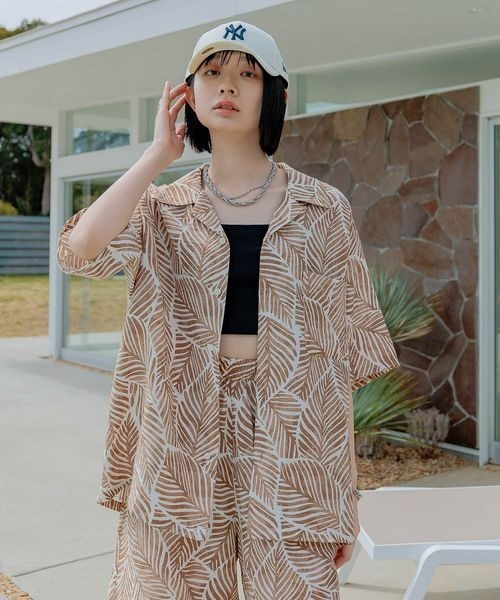 Anui(アニュイ)の「【UNISEX】リーフガラセットアップシャツ(シャツ/ブラウス・レディース・ブラック/ベージュ・FREE)」の16枚目の写真