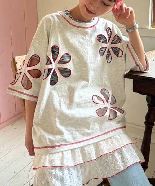 HELLO.SANFRANCISCO（ハローサンフランシスコ）の「【HELLO.SANFRANCISCO】フラワーカットビッグTEE（Tシャツ/カットソー・レディース・ライトグレー/ブルー/オレンジ/チャコールグレー/レッド・ONE SIZE）」の17枚目の写真