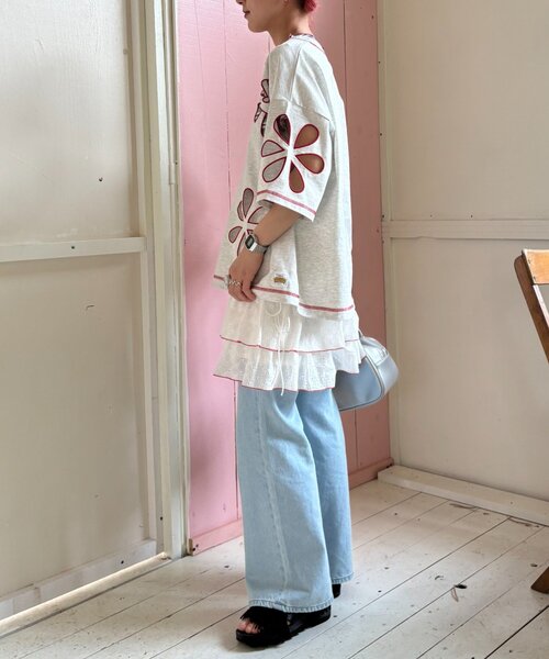 HELLO.SANFRANCISCO（ハローサンフランシスコ）の「【HELLO.SANFRANCISCO】フラワーカットビッグTEE（Tシャツ/カットソー・レディース・ライトグレー/ブルー/オレンジ/チャコールグレー/レッド・ONE SIZE）」の21枚目の写真