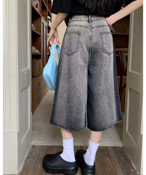 FUNdaysion(ファンデイション)の「ダメージルーズストリートハーフパンツ(デニムパンツ・レディース・ブラック・M/L)」の19枚目の写真