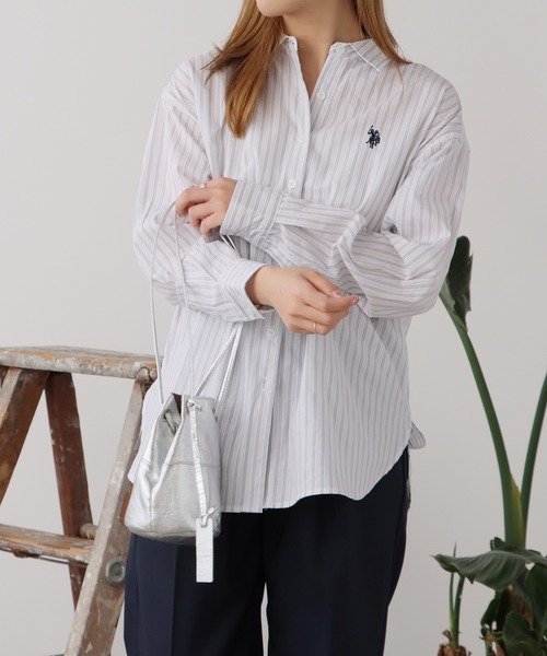 U.S. POLO ASSN.（ユーエスポロアッスン）の「U.S. POLO ASSN./ユーエスポロアッスン レギュラーカラーシャツ（シャツ/ブラウス・レディース・ブラック/サックスブルー/ブルー/ベージュ・M/L）」の12枚目の写真