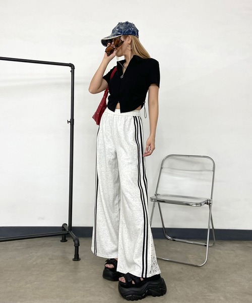 non-hedge(ノンヘッジ)の「カットラインレース切替ワイドパンツ(スウェットパンツ・レディース・ブラック/ネイビー/グレー/オートミール・FREE)」の5枚目の写真