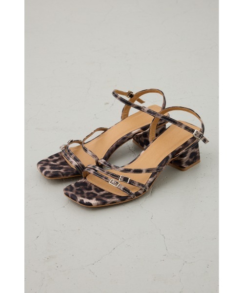 AZUL by moussy（アズールバイマウジー）の「ナローベルトバックルサンダル（サンダル・レディース・レッド/アイボリー/ブラック/ブラウン系その他・SMALL/MEDIUM/LARGE）」の3枚目の写真