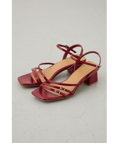 AZUL by moussy（アズールバイマウジー）の「ナローベルトバックルサンダル（サンダル・レディース・レッド/アイボリー/ブラック/ブラウン系その他・SMALL/MEDIUM/LARGE）」の4枚目の写真