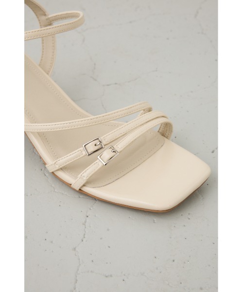 AZUL by moussy（アズールバイマウジー）の「ナローベルトバックルサンダル（サンダル・レディース・レッド/アイボリー/ブラック/ブラウン系その他・SMALL/MEDIUM/LARGE）」の12枚目の写真