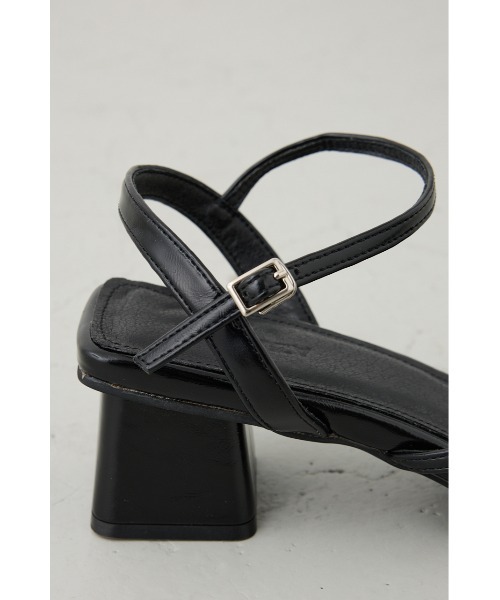 AZUL by moussy（アズールバイマウジー）の「ナローベルトバックルサンダル（サンダル・レディース・レッド/アイボリー/ブラック/ブラウン系その他・SMALL/MEDIUM/LARGE）」の20枚目の写真