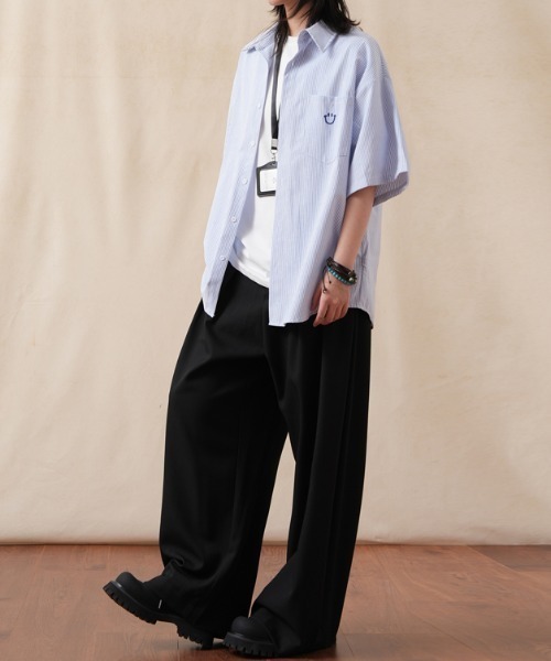 Achic(アシック)の「カラーストライプオーバーサイズシャツ(シャツ/ブラウス・レディース・グレー/ブルー/ピンク/グリーン/イエロー・M)」の7枚目の写真