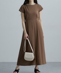 nissen | ウエストタックカットマキシ丈ワンピース(ワンピース)