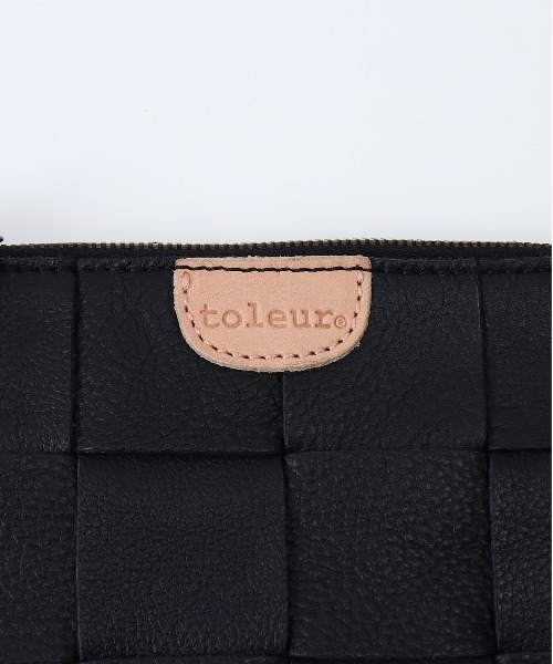 toleur(トーラ)の「toleur カウレザー太メッシュサコッシュ(ショルダーバッグ・レディース・ブラック/キャメル/ワイン/グリーン/グレイッシュベージュ・FREE)」の15枚目の写真
