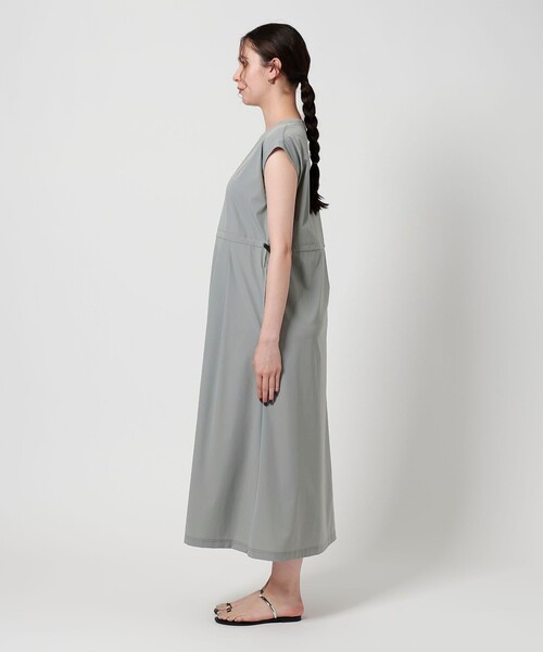 THOUSAND MILE(サウザンドマイル)の「【別注】<THOUSAND MILE>ノースリーブ ワンピース -UVカット/はっ水-(ワンピース・レディース・レッド/グレー/ブラック・FREE)」の20枚目の写真