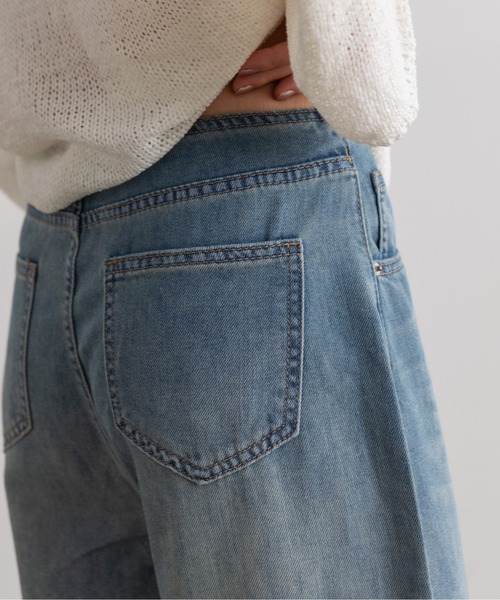 Lunea（ルネア）の「ライトデニムワイドパンツ（デニムパンツ・レディース・ブルー/ホワイト/ライトブルー・L/M/S）」の9枚目の写真