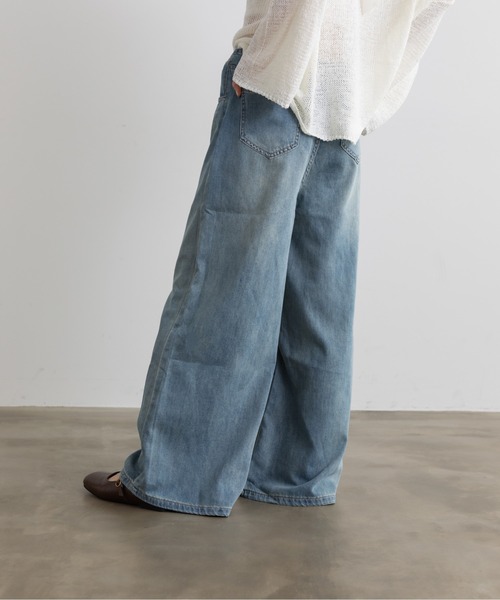 Lunea（ルネア）の「ライトデニムワイドパンツ（デニムパンツ・レディース・ブルー/ホワイト/ライトブルー・L/M/S）」の6枚目の写真
