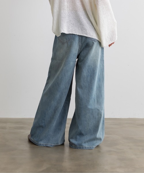 Lunea（ルネア）の「ライトデニムワイドパンツ（デニムパンツ・レディース・ブルー/ホワイト/ライトブルー・L/M/S）」の7枚目の写真