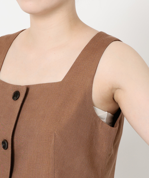 SLOBE IENA(スローブイエナ)の「リネン混スクエアジレ(ベスト・レディース・キャメル/ブラック・FREE)」の19枚目の写真