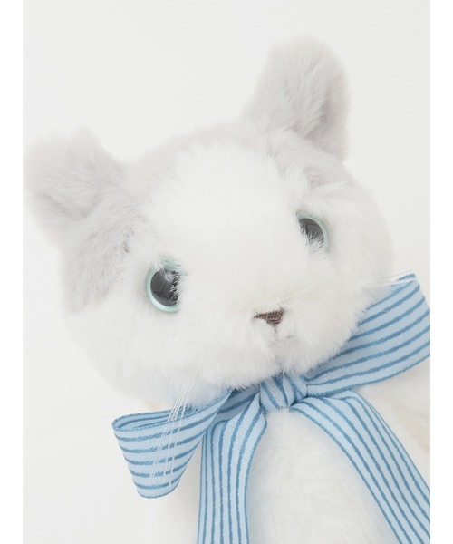 ピンクハウスコラボ　パンキンヘッドチーキー　ワッペンブローチ PETER RABBIT ™ Cherry Berry Rabbits｜ピンクハウス
