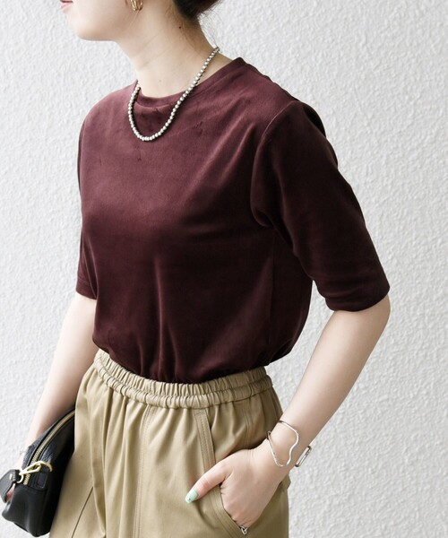 SHIPS any(シップス エニィ)の「SHIPS any:〈洗濯機可能〉ポリエステル ベロア ハーフスリーブ コンパクト TEE(Tシャツ/カットソー・レディース・ワイン/ブラック/キャメル・ONE SIZE)」の16枚目の写真