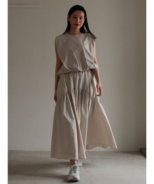 ASICS（アシックス）の「【ASICS for emmi】GEL-KINETIC FLUENT（スニーカー・レディース・ホワイト・24/23.5/23/22.5/28.5/28/27.5/27/26.5/26/25.5/25/24.5）」の4枚目の写真