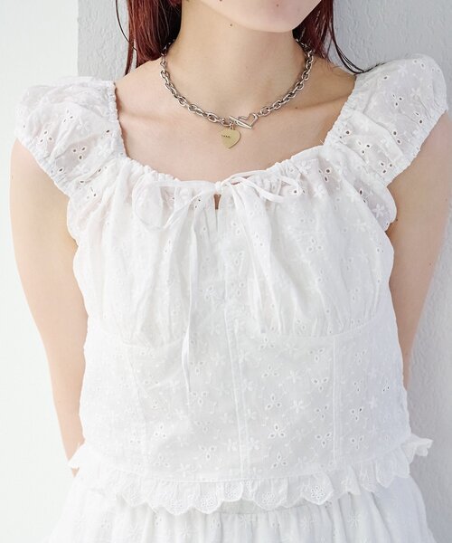 w closet(ダブルクローゼット)の「シフリーレースパフブラウス(シャツ/ブラウス・レディース・オフホワイト/ブルー/ブラウン・FREE)」の16枚目の写真