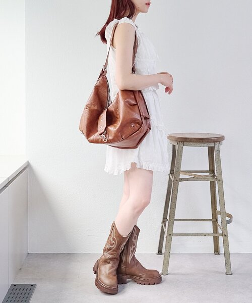 w closet(ダブルクローゼット)の「シフリーレースパフブラウス(シャツ/ブラウス・レディース・オフホワイト/ブルー/ブラウン・FREE)」の10枚目の写真