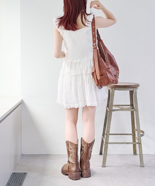 w closet(ダブルクローゼット)の「シフリーレースパフブラウス(シャツ/ブラウス・レディース・オフホワイト/ブルー/ブラウン・FREE)」の8枚目の写真