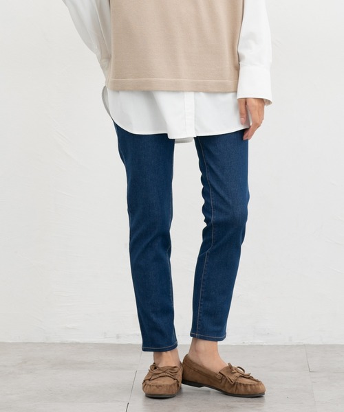 Honeys（ハニーズ）の「スリムデニムスキニー（股下６９ｃｍ）（デニムパンツ・レディース・ブラック/ワンウォッシュ/ライトインディゴブルー・SS/S/M/LL/L/3L）」の2枚目の写真