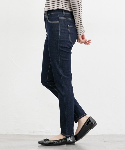 Honeys（ハニーズ）の「スリムデニムスキニー（股下６９ｃｍ）（デニムパンツ・レディース・ブラック/ワンウォッシュ/ライトインディゴブルー・SS/S/M/LL/L/3L）」の20枚目の写真