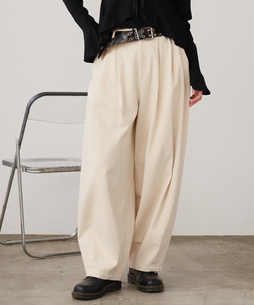 ミーイッセイミヤケ me ISSEY MIYAKE プリーツショートパンツ ミーイッセイミヤケ me ISSEY MIYAKE ショートパンツ