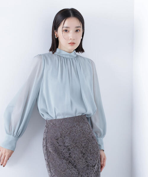 NATURAL BEAUTY BASIC(ナチュラルビューティーベーシック)の「◇ハイネックボリュームシアーブラウス(シャツ/ブラウス・レディース・オフホワイト/ライトグリーン/ダークブラウン/ベージュ・MEDIUM/SMALL)」の1枚目の写真