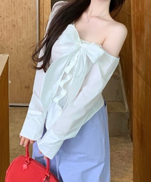Mejoul(メジュール)の「アシンメトリー ワンショルビッグリボンブラウス(シャツ/ブラウス・レディース・ネイビー/チェック/ホワイト・M/L)」の18枚目の写真