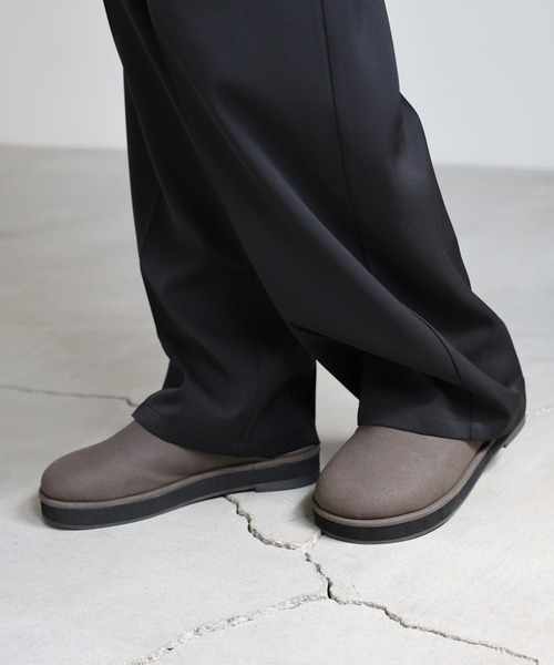 select MOCA（セレクトモカ）の「フェイクスエードスリッポン（スリッポン・レディース・ベージュ/ブラック/チャコールグレー・SMALL/MEDIUM/LARGE/X-LARGE）」の22枚目の写真