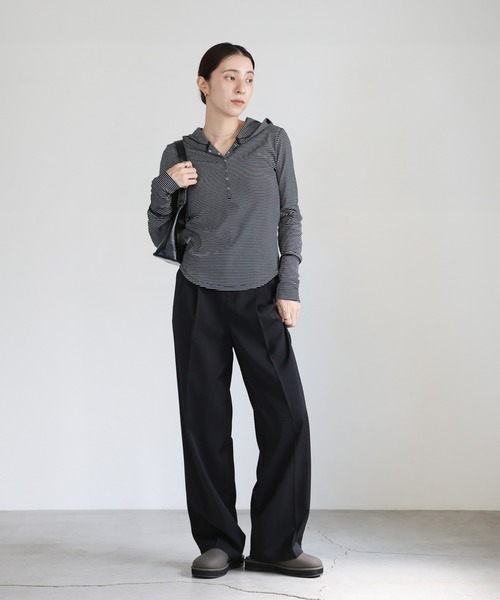 select MOCA（セレクトモカ）の「フェイクスエードスリッポン（スリッポン・レディース・ベージュ/ブラック/チャコールグレー・SMALL/MEDIUM/LARGE/X-LARGE）」の7枚目の写真