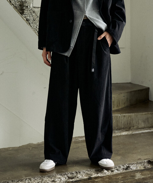 UMBRO（アンブロ）の「CORDUROY EASY PANTS/コーデュロイイージーパンツ/UMBRO別注(限定展開)（その他パンツ・メンズ・ブラック/ブラウン・MEDIUM/LARGE）」の8枚目の写真