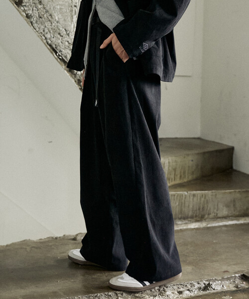 UMBRO（アンブロ）の「CORDUROY EASY PANTS/コーデュロイイージーパンツ/UMBRO別注(限定展開)（その他パンツ・メンズ・ブラック/ブラウン・MEDIUM/LARGE）」の9枚目の写真